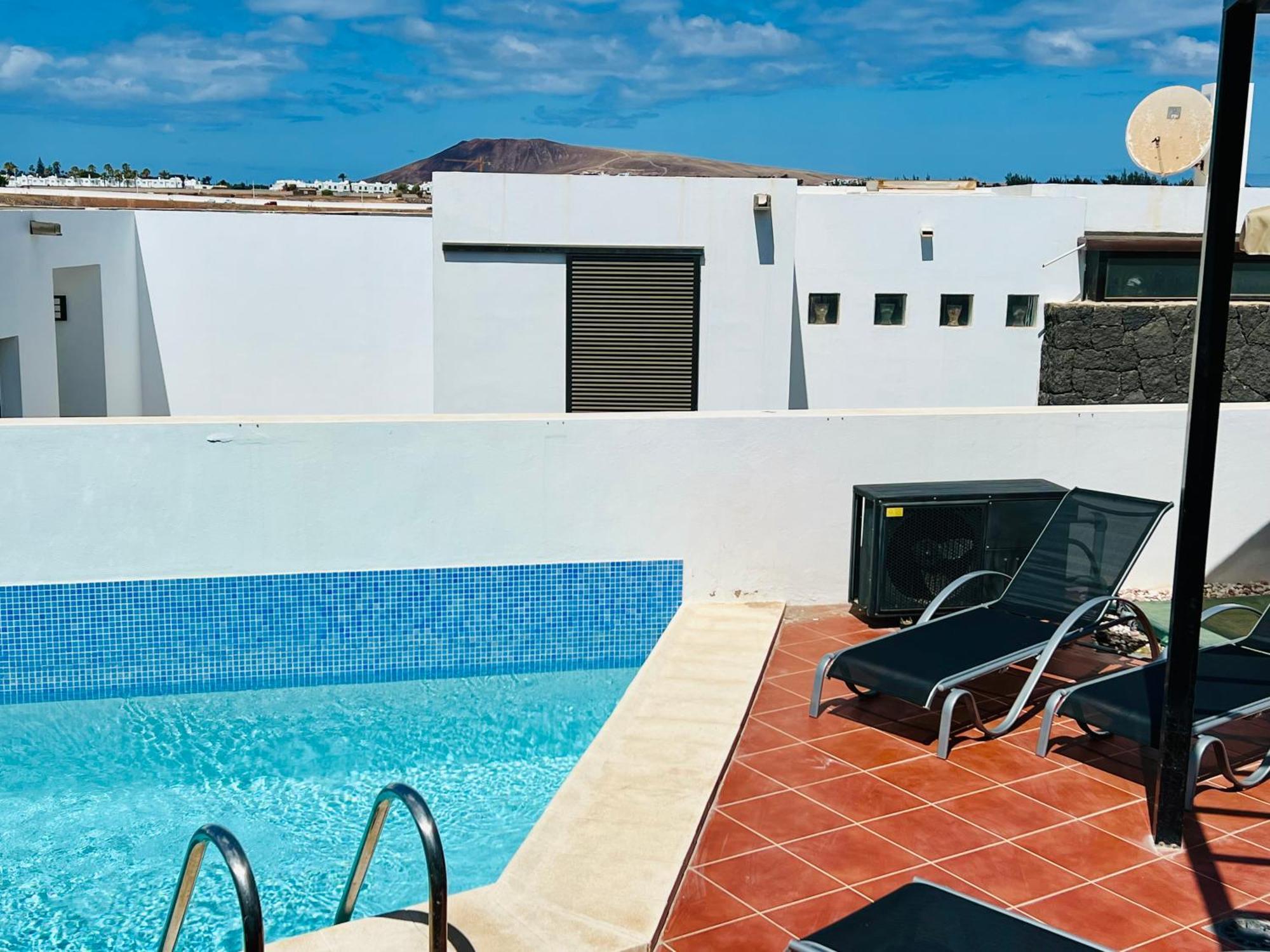 Trendy Villa Isabella Плая Бланка Екстериор снимка
